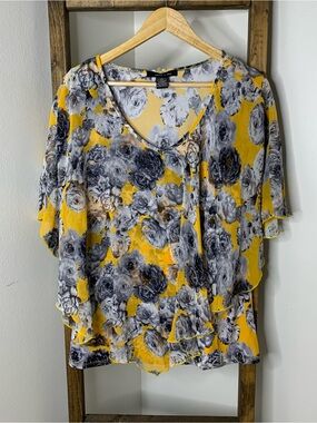 Adele & May Yellow Floral V-Neck Flutter Sleeve Blouse Size L